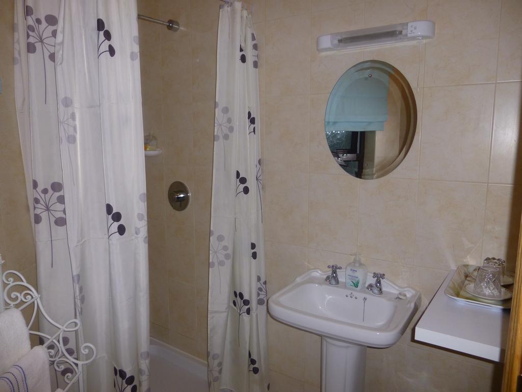 Ben View Guesthouse Clifden Chambre photo